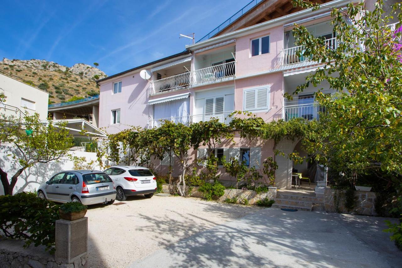Apartmani Miki Podgora Exterior photo